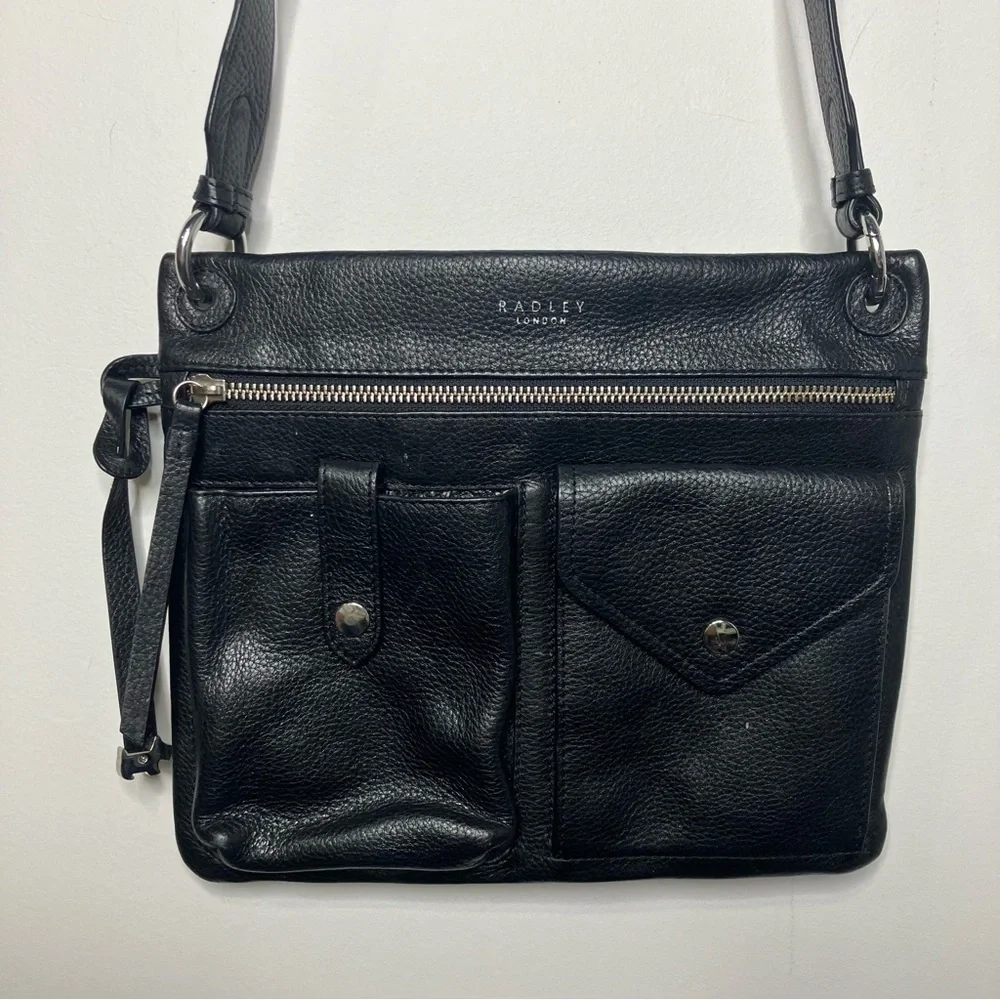 Radley London‎ black leather Wilton Way Crossbody bag small/medium